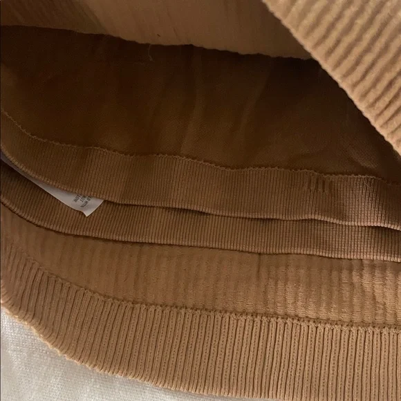 NEW aerie Ribbed Halter Top - Picture 5 of 5